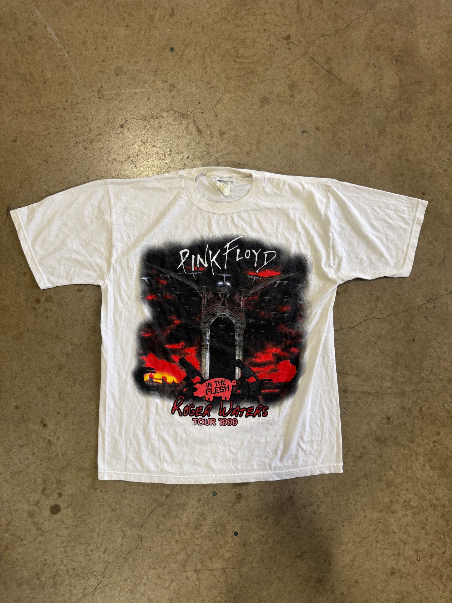 Vintage 1999 Pink Floyd tee